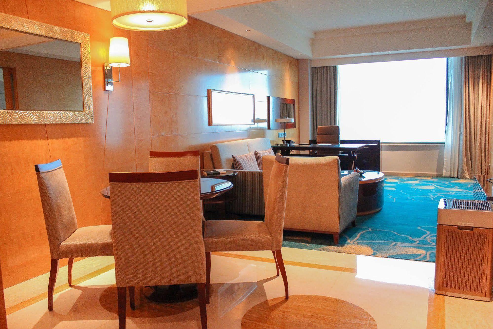 Renaissance Suzhou Hotel Екстер'єр фото